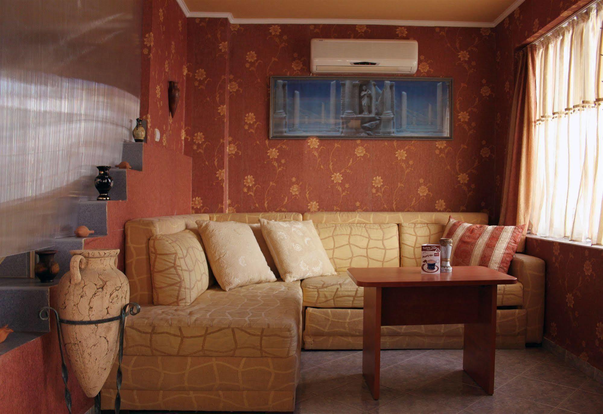 Antik Hotel ヴァルナ エクステリア 写真