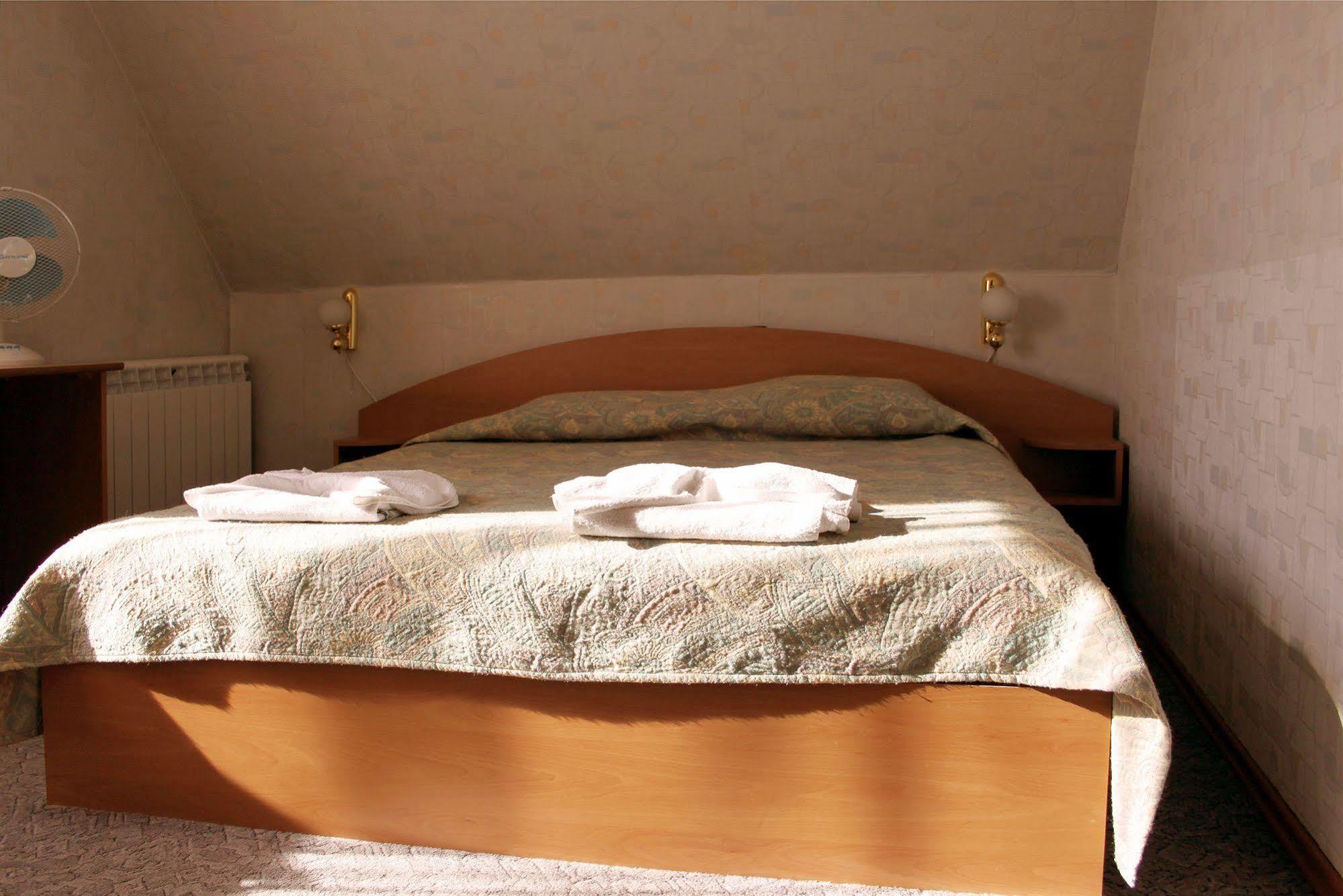 Antik Hotel ヴァルナ エクステリア 写真