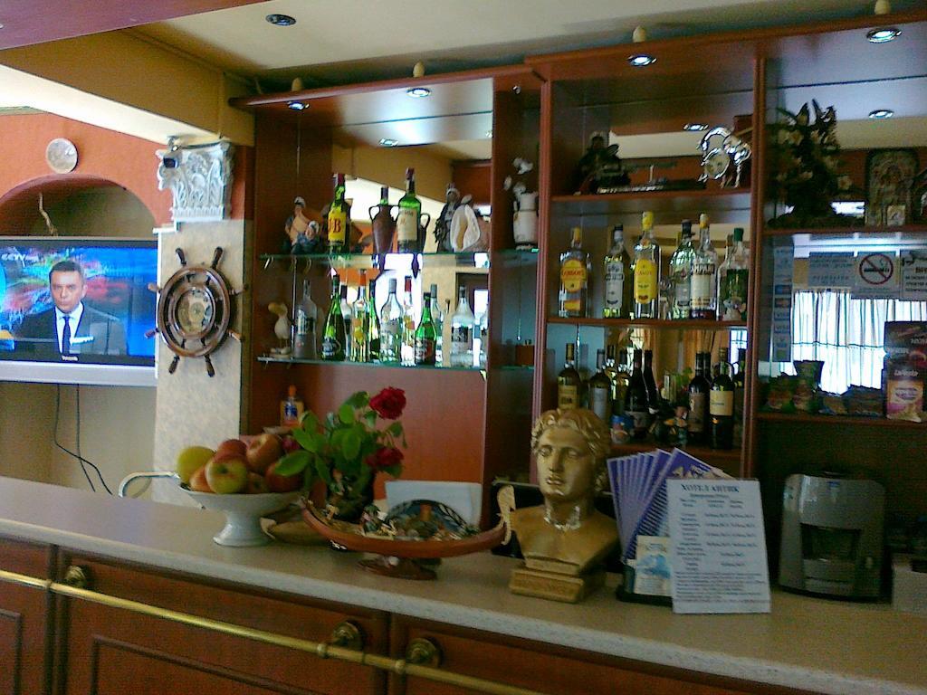 Antik Hotel ヴァルナ エクステリア 写真